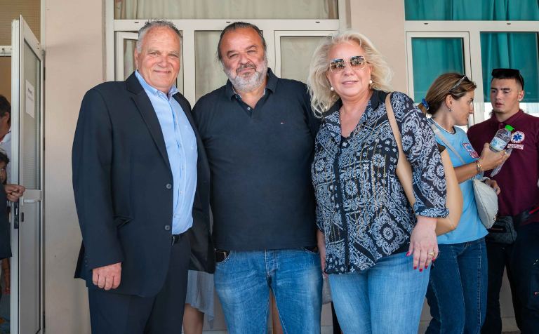 Ο Δήμαρχος Αλοννήσου, ? αναγιώτης Αναγνώστου, ο Υπεύθυνος Στρατηγικού Σχεδιασμού και Ανάπτυξης της SEAJETS, Μάριος Ηλιόπουλος, και η Αντιπεριφερειάρχης Μαγνησίας και Βορείων Σποράδων, Άννα Μαρία ? απαδημητρίου.