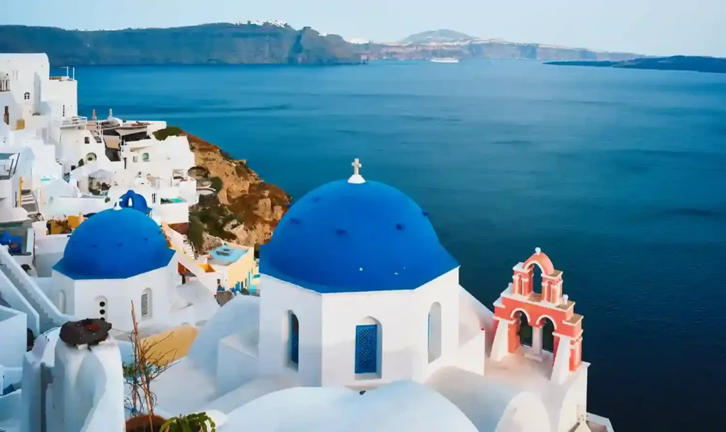 κρουαζιερα στη σαντορινη καλντερα
