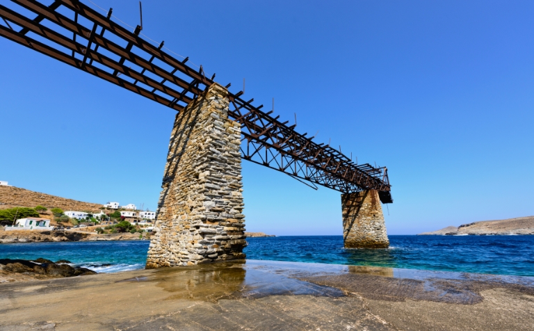 Loutra, Agia Irini Beach