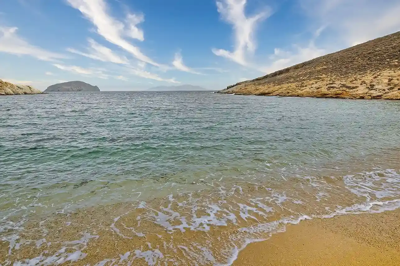 agios sostis paralia serifos