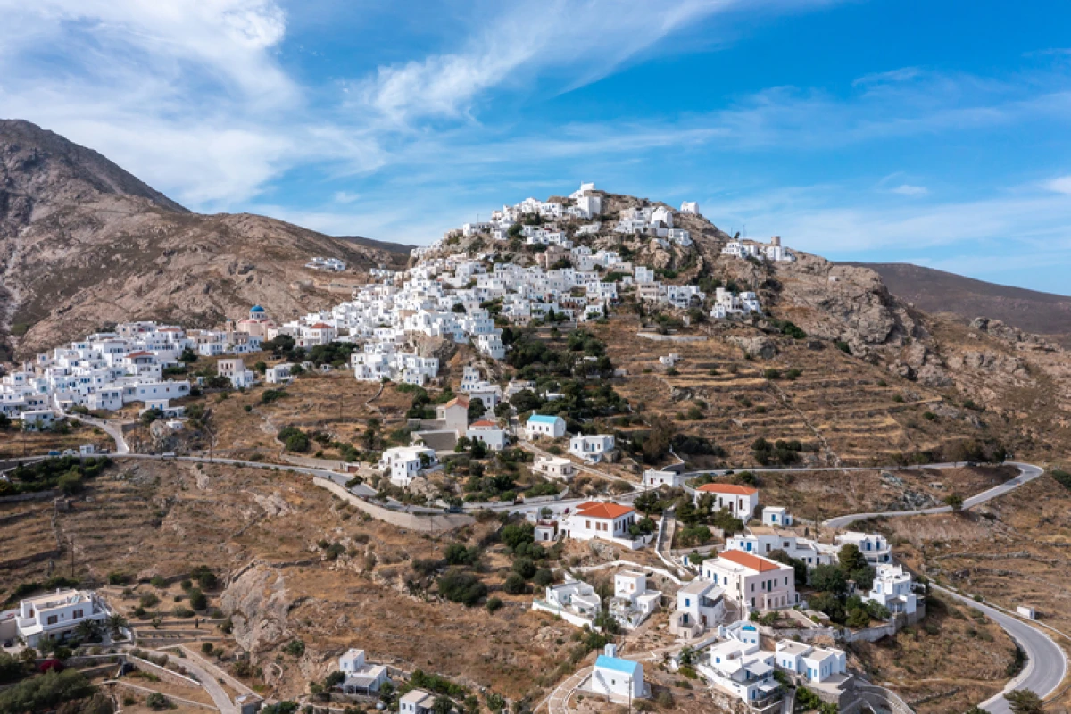 Η Χώρα της Σερίφου: Ανακαλύψτε τη