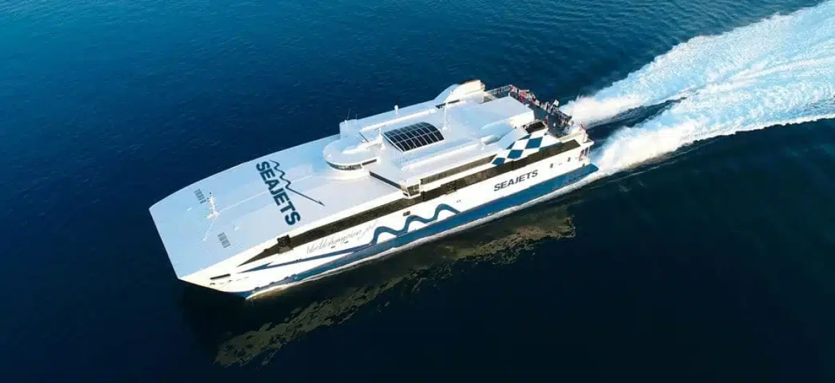 Travel to Cyclades and Crete with Worldchampion Jet