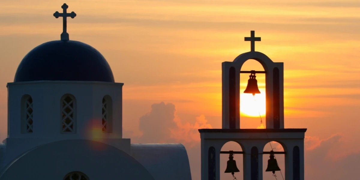 Easter in Santorini: Traditions and Customs