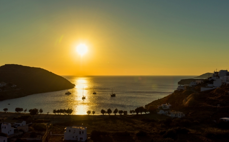 Sunset kythnos
