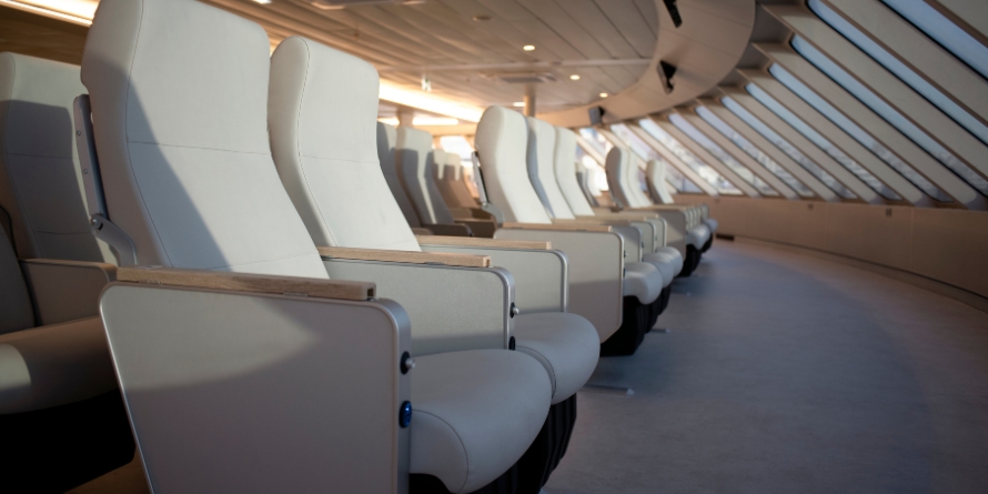 Tera Jet 2 Silver class in the front deck