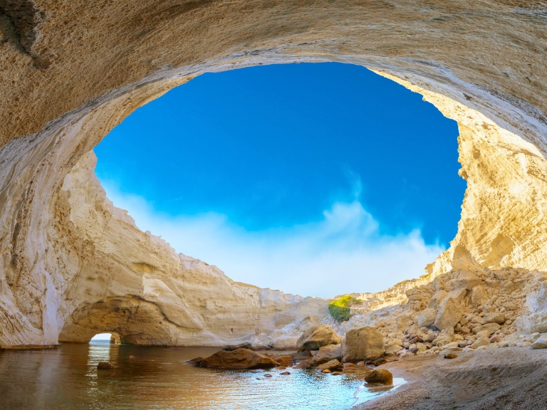 Sykia Cave, Milos