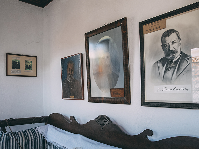 3 Skiathos_Photo Kit_28_Papadiamantis