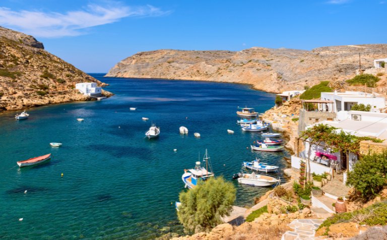 Heronissos beach with boats
